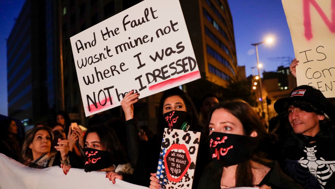 Studi: 6 Dari 10 Wanita Libanon Tidak Laporkan Pelecehan Seksual Karena ‘Kehormatan’
