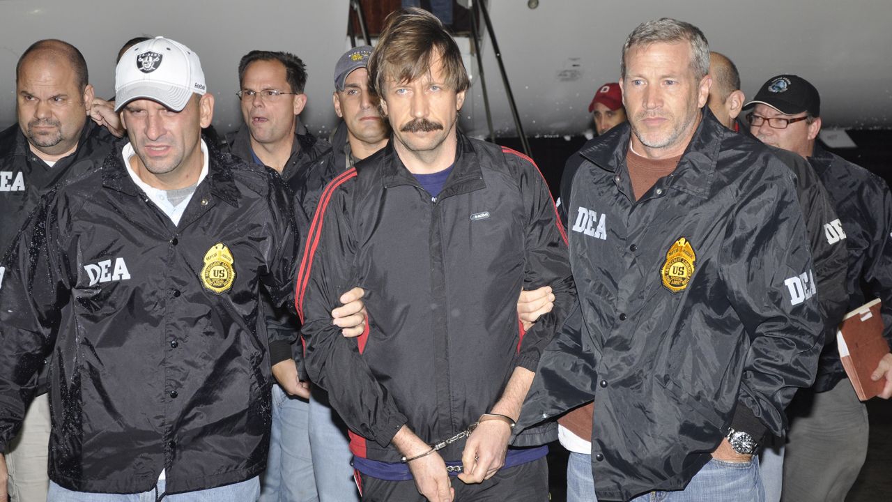 Viktor Bout katakan dia sepenuhnya mendukung perang Ukraina dan akan menjadi sukarelawan jika bisa