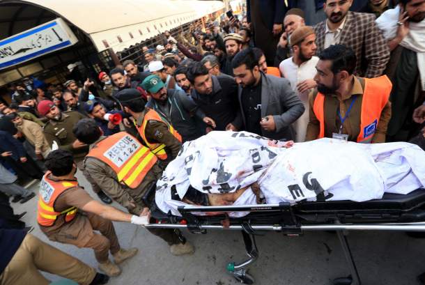 Setelah mengaku bertanggung jawab, TTP bantah berada di balik serangan Masjid Peshawar
