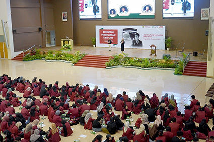 Universitas Muhammadiyah Yogyakarta Kirim Mahasiswa KKN ke Mekkah