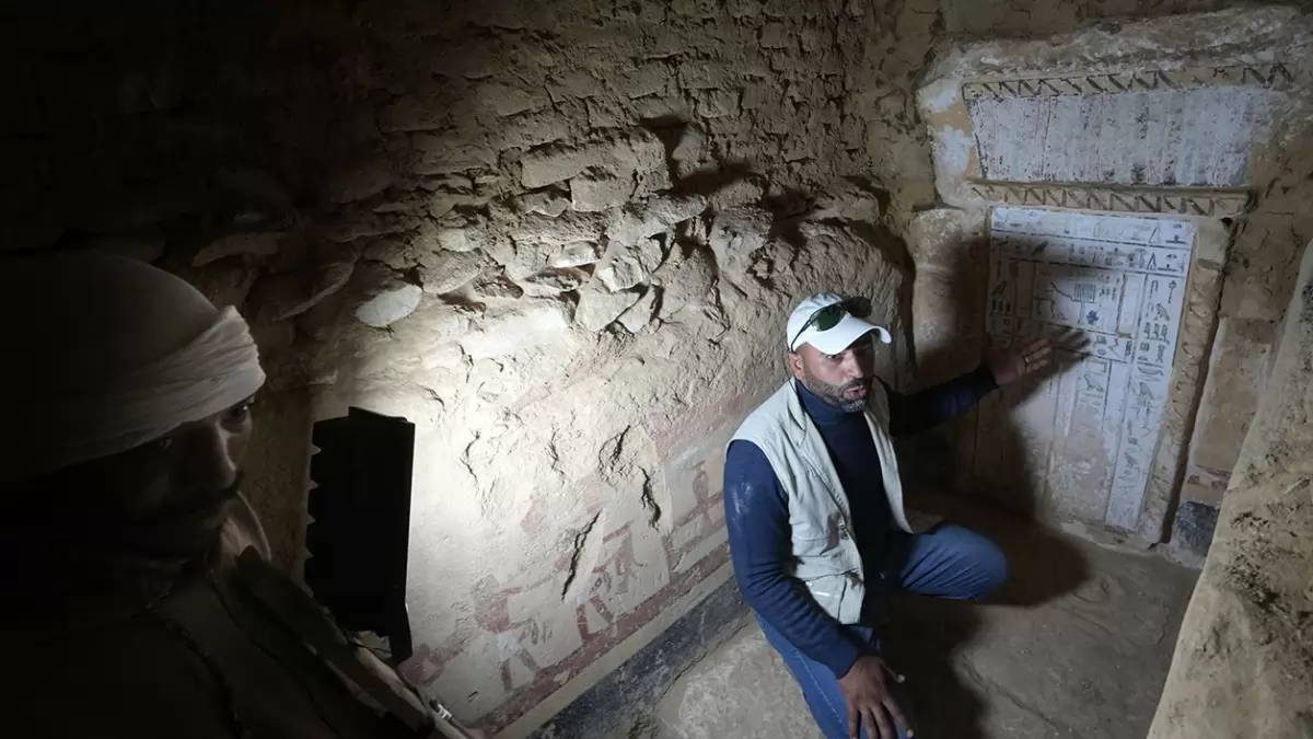 Mesir Temukan Makam Kuno yang Tidak Tersentuk Sejak 4300 Tahun
