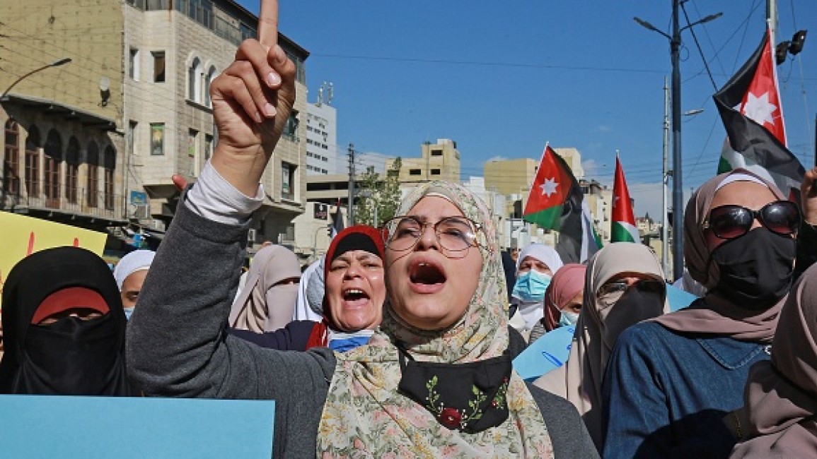 Pembunuhan Wanita dan Anak-Anak oleh Anggota Keluarga Meningkat 94% di Yordania pada 2022