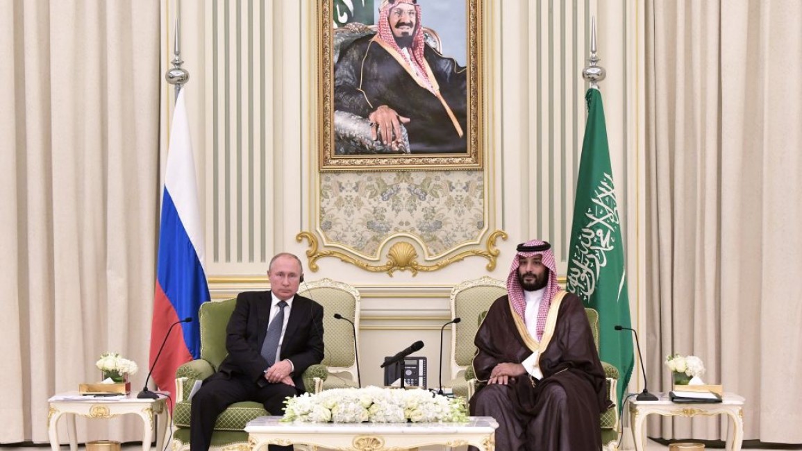 Putin dan Putra Mahkota Saudi Bahas Kerja Sama OPEC+ Untuk Menjaga Stabilitas Harga