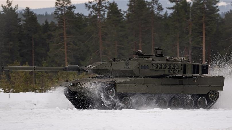Polandia akan kirim 60 tank tambahan ke Kiev