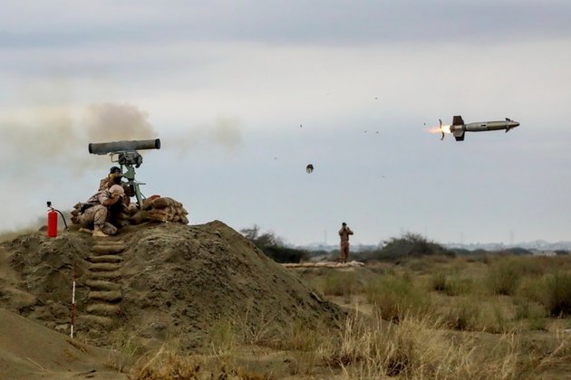 Iran menguji drone baru di dekat Selat Hormuz