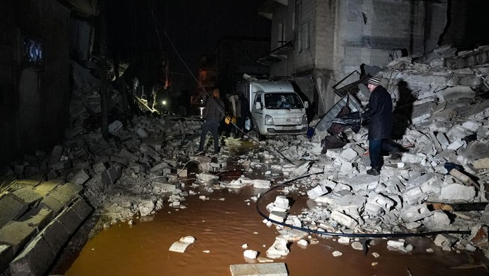 Terus bertambah, lebih dari 240 orang tewas di Suriah akibat gempa Turki