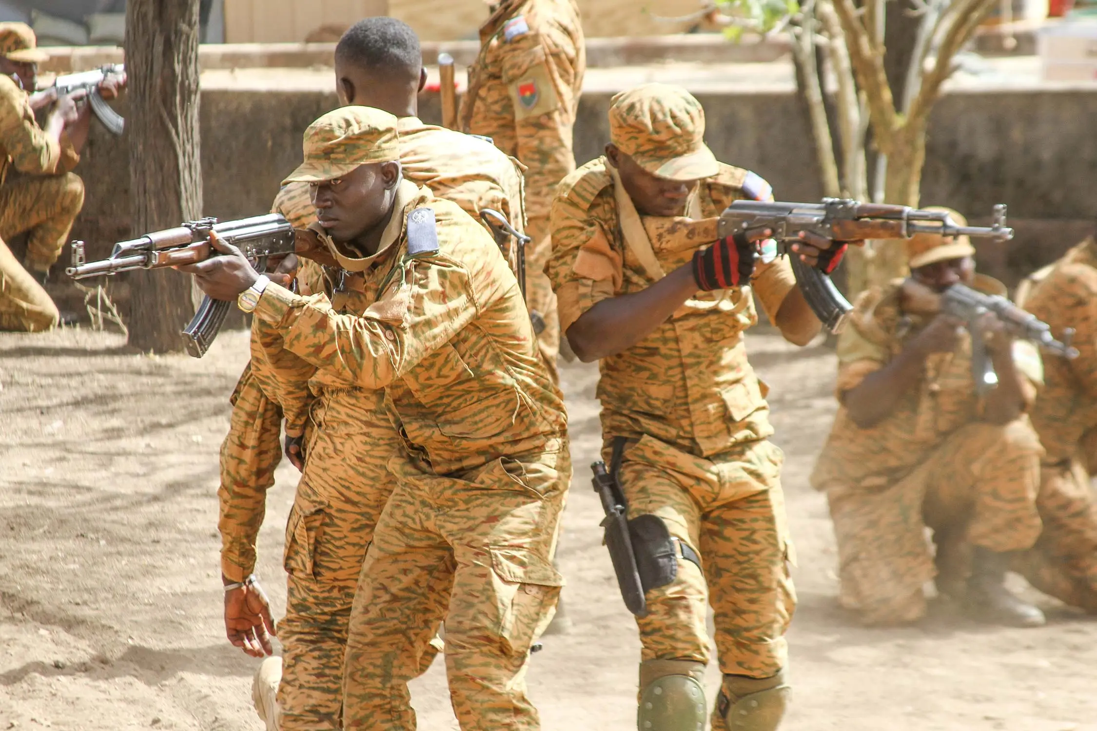 Militer Burkina Faso Bantai 60 Warga Sipil di Perbatasan Mali