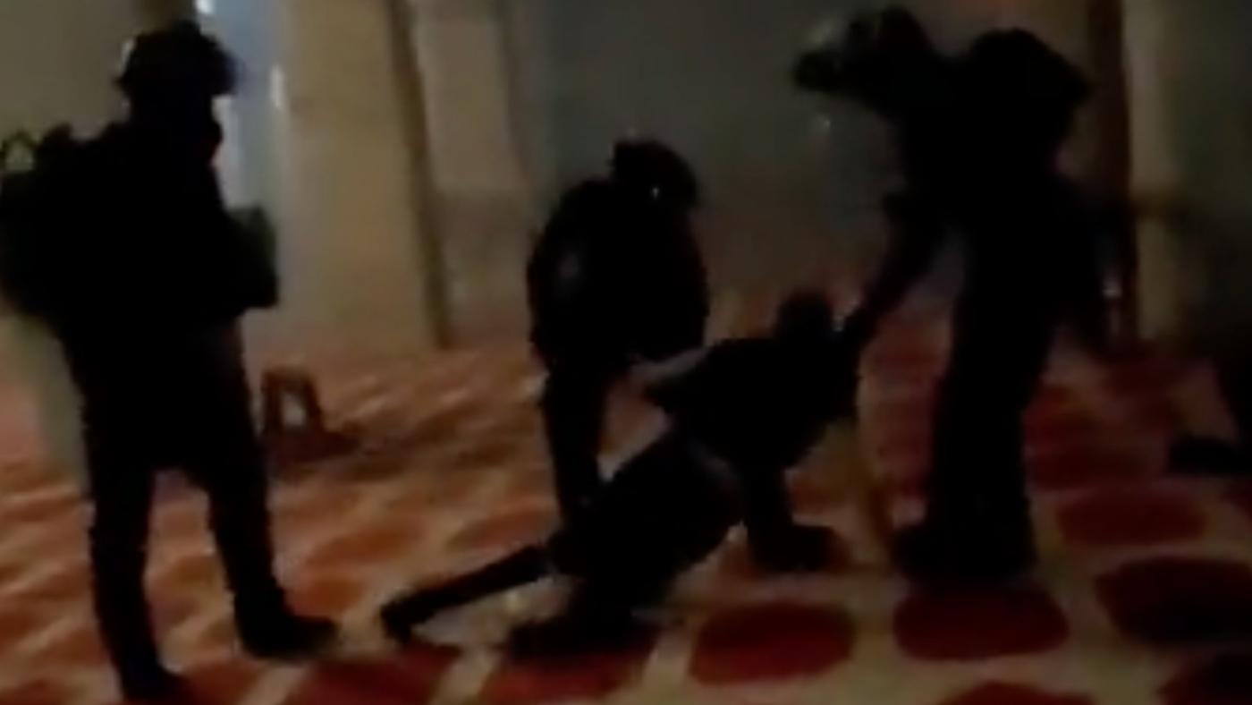Tentara ‘Israel’ Kembali Usir Jamaah Tarawih dari Kompleks Masjid Al Aqsa