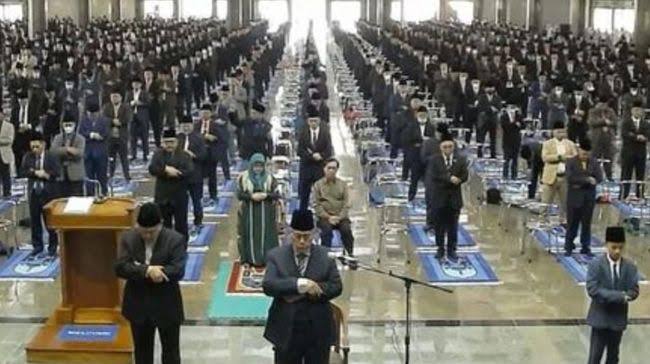 Tanggapan MUI Indramayu Soal Salat Id Pesantren Al-Zaytun Bercampur Shaf Laki-laki dan Perempuan