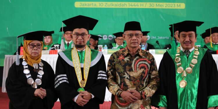 Ustadz Adi Hidayat dapat gelar kehormatan doktor honoris causa dari UMJ