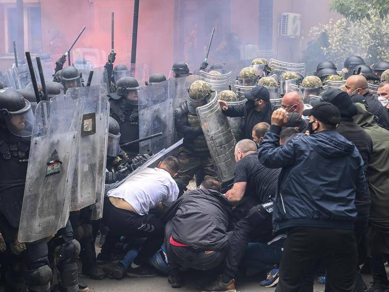 25 tentara NATO terluka dalam bentrokan di Kosovo utara