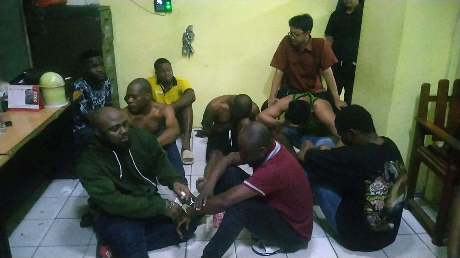 Meresahkan, Imigrasi Soetta Amankan 11 WNA Afrika