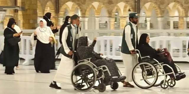 Jamaah Haji Diimbau Gunakan Sewa Kursi Roda Resmi di Masjidil Haram